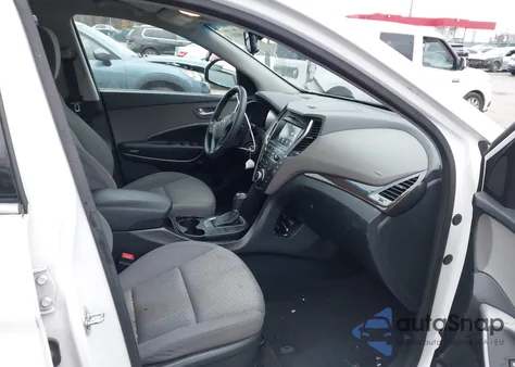 2017 Hyundai Santa Fe Se z USA, uszkodzony, nr VIN KM8SMDHF3HU199090